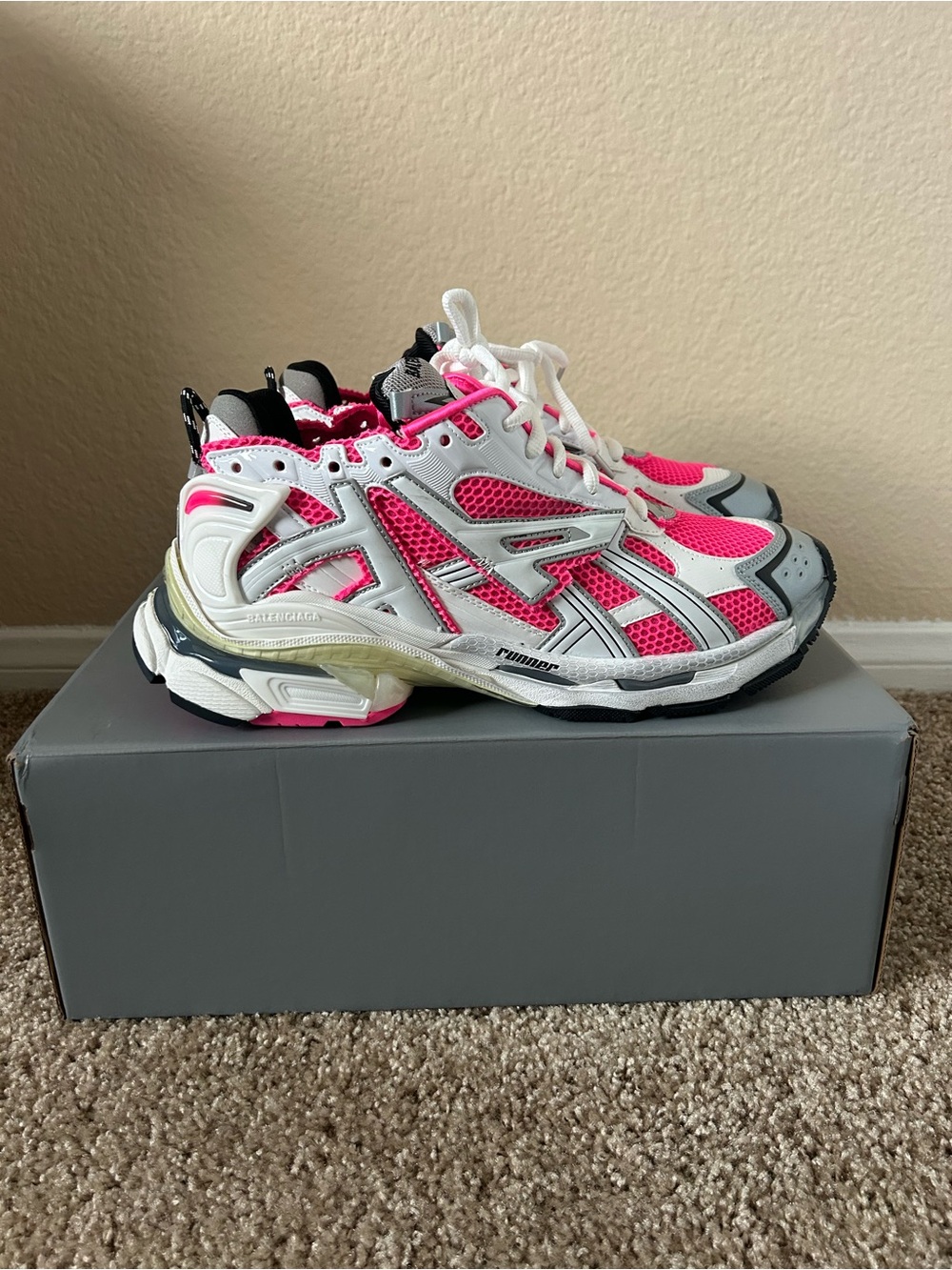 Balenciaga Mens Size 11 Pink & White Runner Sneaker